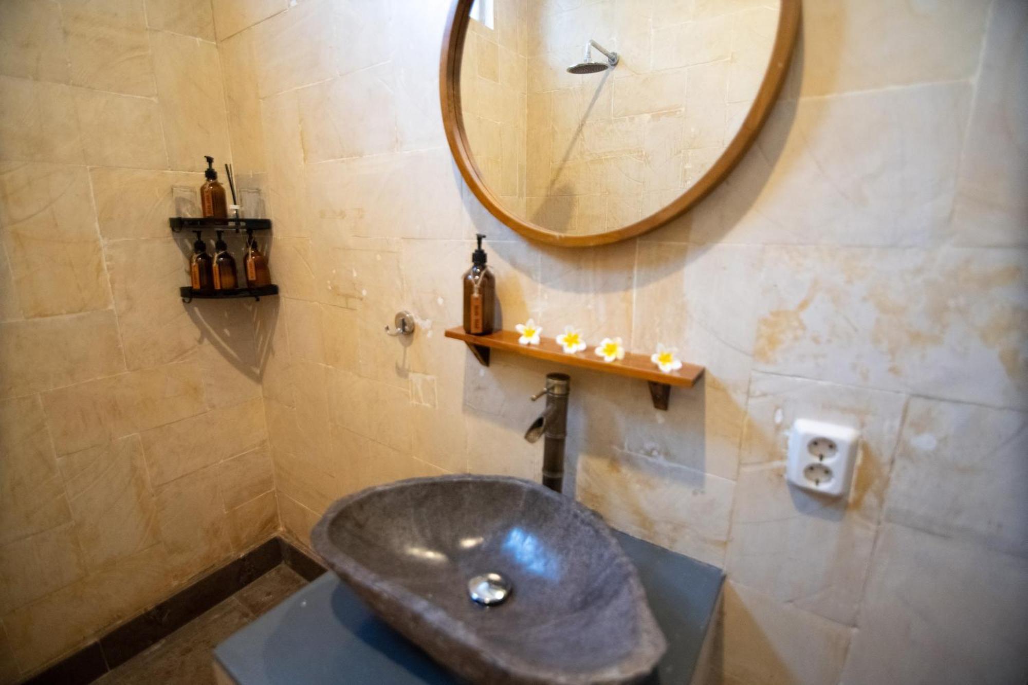Rumah Singa - Holistic Healing Retreat Gili Air Exterior foto
